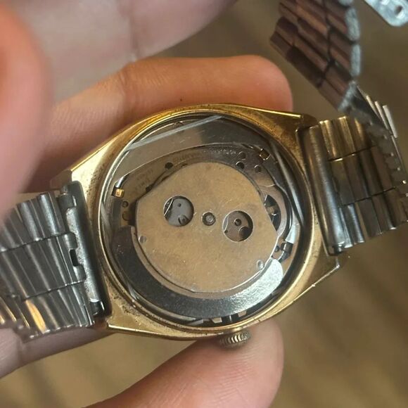 Vintage Timex Automatic Day Date Wrist Watch - Picture 6 of 7